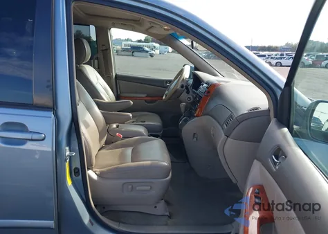 2010 Toyota Sienna Xle from USA, damaged, VIN 5TDYK4CC3AS321796